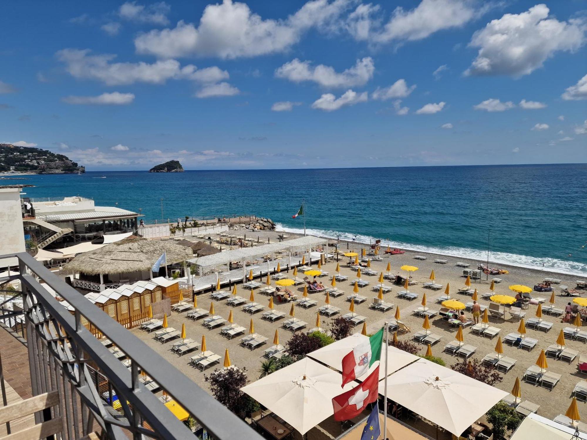 Albergo Miramare Spotorno Quarto foto