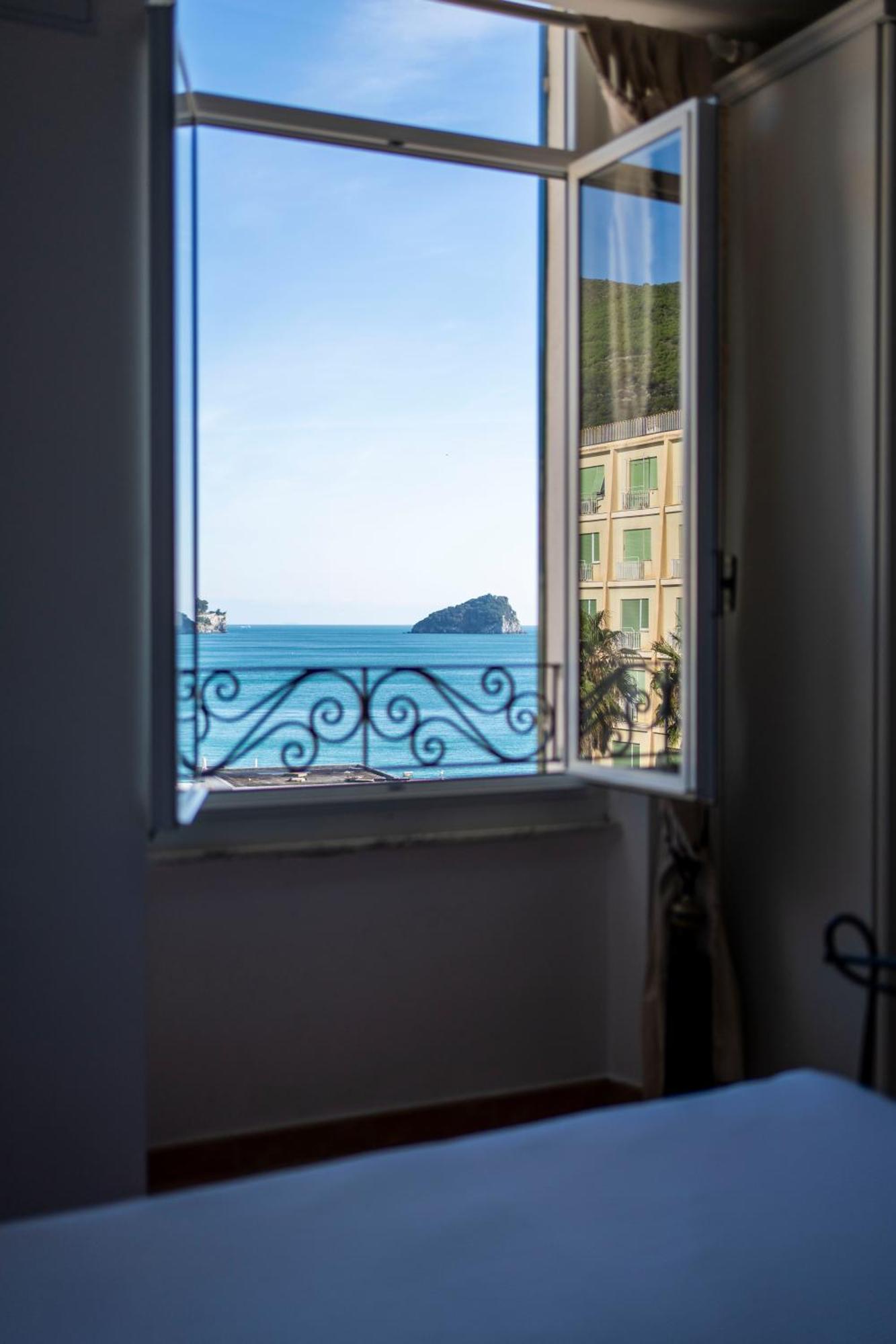 Albergo Miramare Spotorno Exterior foto