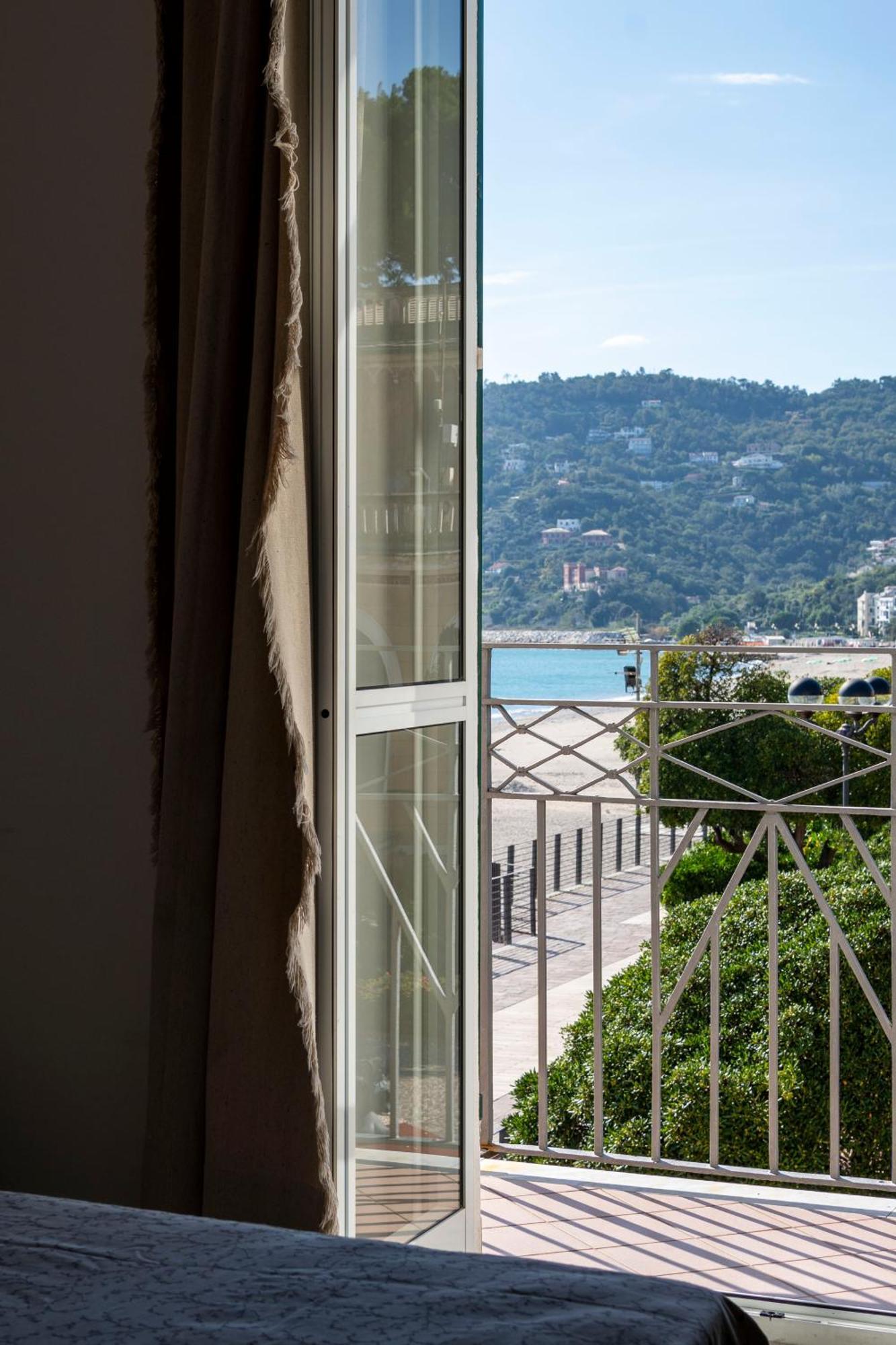 Albergo Miramare Spotorno Quarto foto